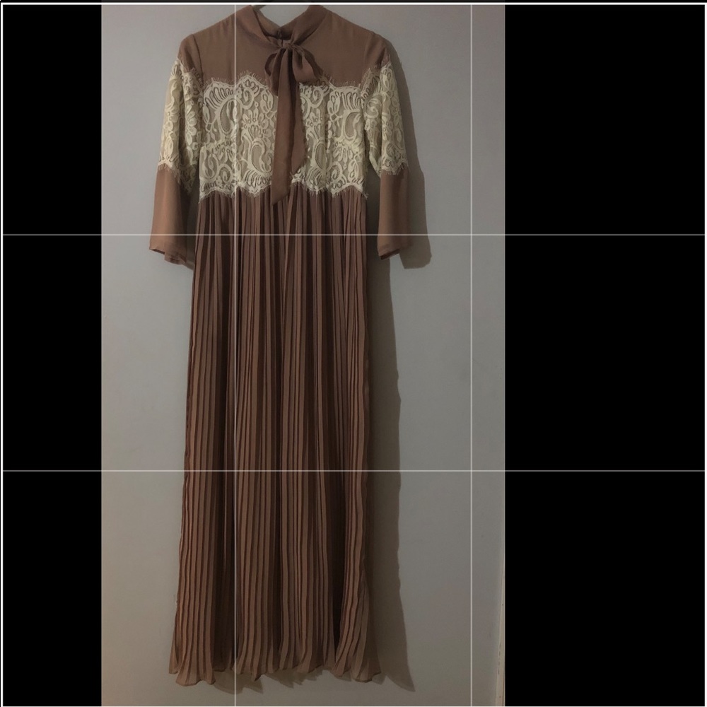 Dainty Jewell’s Fairest of Them All Maxi Medium